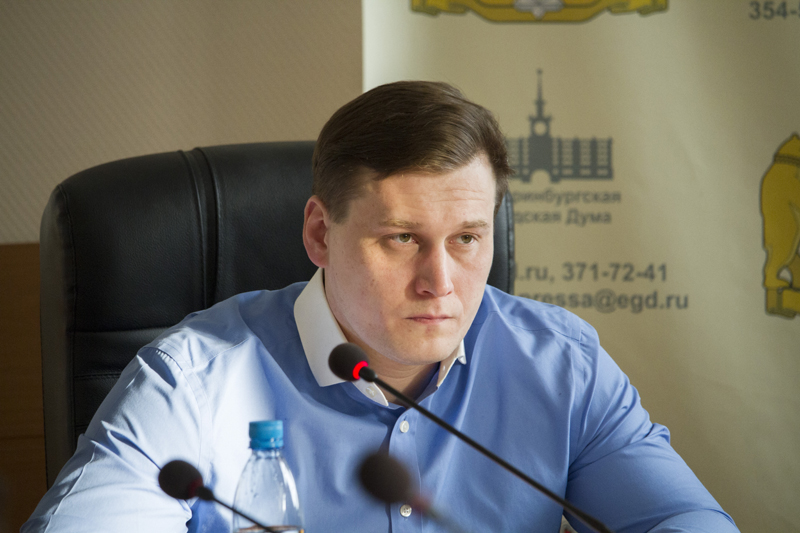 Не договорились: депутаты городской думы Екатеринбурга пытаются сохранить деньги горожан
