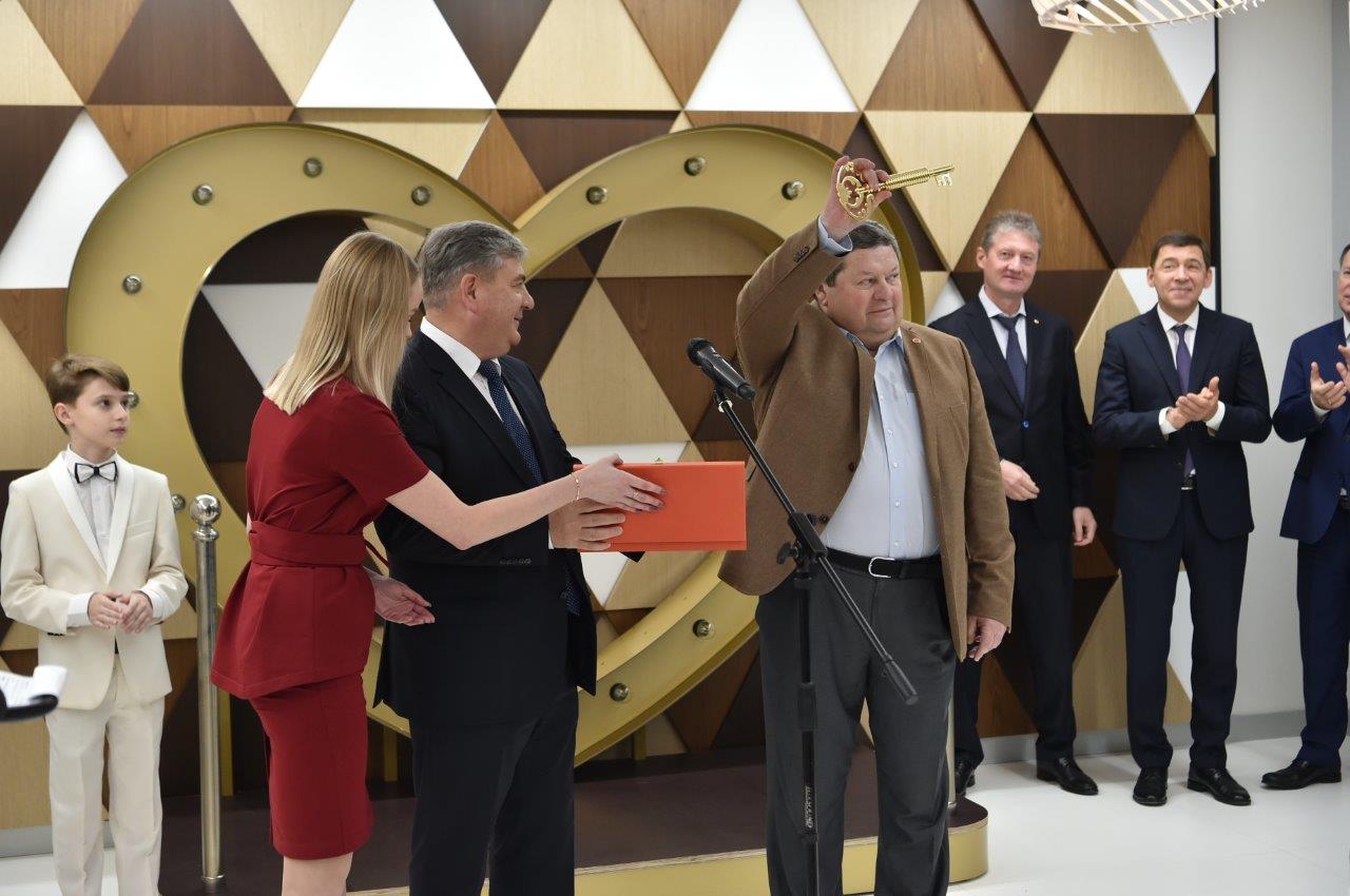 В Екатеринбурге открылось 28 тысяч метров медицинского хай-тека: сдана вторая очередь центра «УГМК-Здоровье»