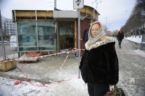 В центре Екатеринбурга снесли цветочный киоск, простоявший 20 лет