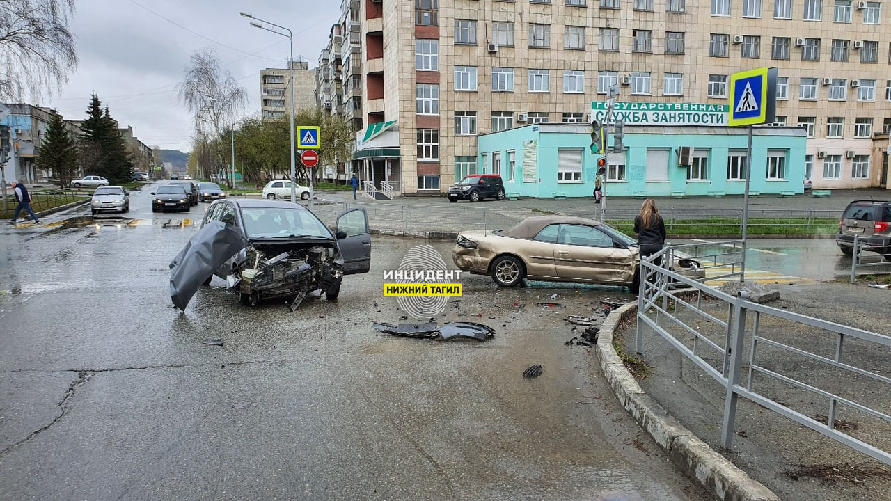 В Нижнем Тагиле ищут свидетелей ДТП на перекрёстке улиц Газетной и  Первомайской » Вечерние ведомости