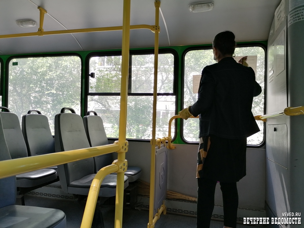 Инспекторы ГИБДД под видом пассажиров проверили маршрутки в Екатеринбурге (ФОТО) 