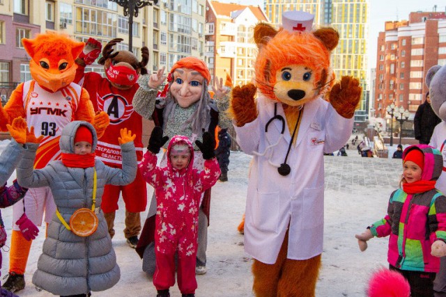 Первая частная детская поликлиника Екатеринбурга отметила 10-летний юбилей