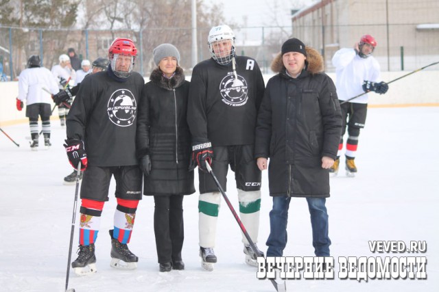 День образования Каменского района отметили хоккейным турниром