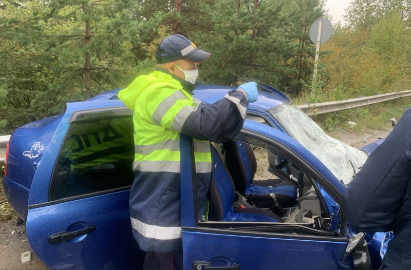 В Краснотурьинске в аварии пострадали двое взрослых и двое детей