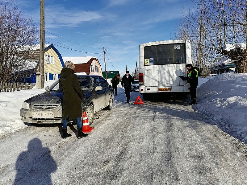 В Свердловской области автомобилист сбил пятилетнего мальчика