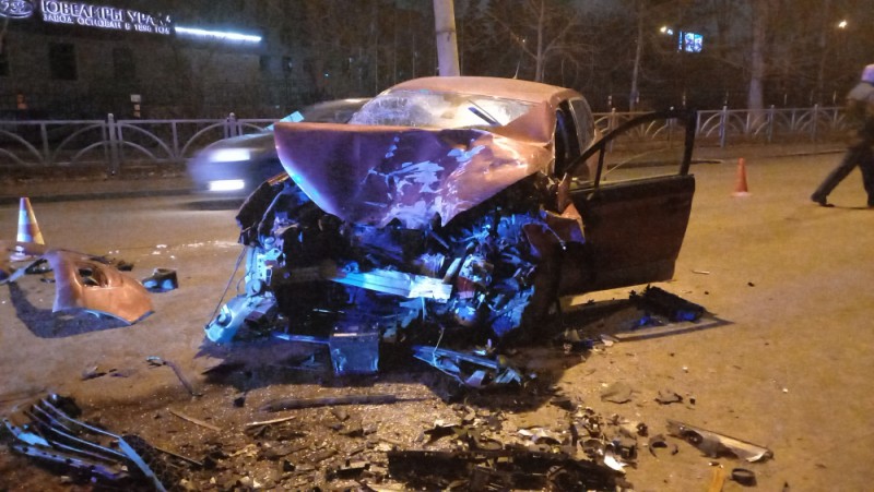 В Екатеринбурге четыре человека пострадали в аварии со скорой