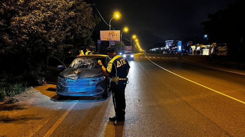На Сибирском тракте в Екатеринбурге водитель иномарки насмерть сбил пешехода