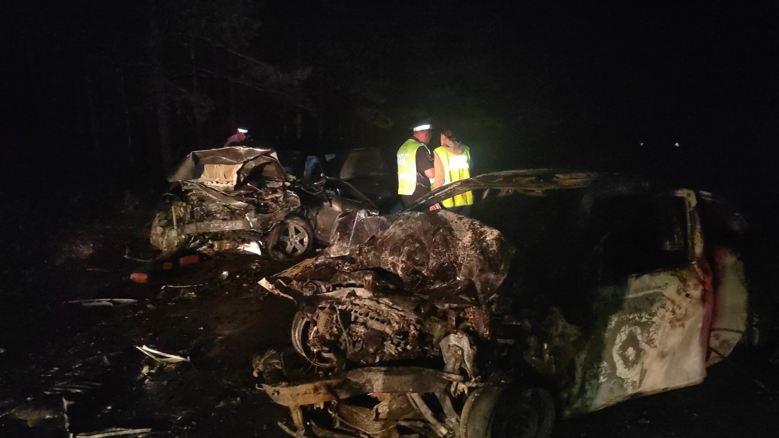 Вчера в Екатеринбурге произошла страшная авария с участием трёх машин » Вечерние ведомости