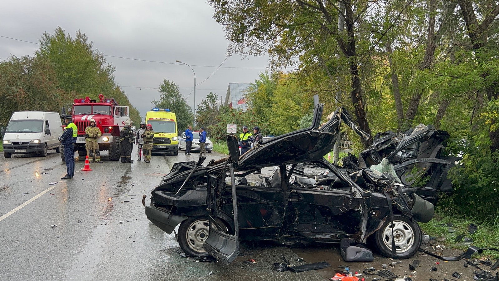 В Екатеринбурге в ДТП на улице Реактивной погиб один человек и две  пострадали » Вечерние ведомости